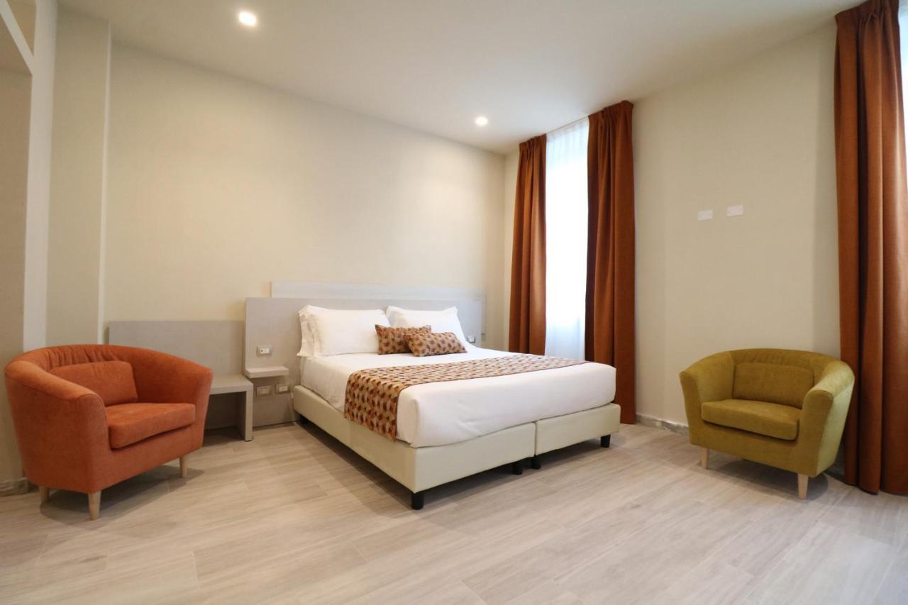 Doride Suites Boutique Hotel Marina Di Carrara Extérieur photo